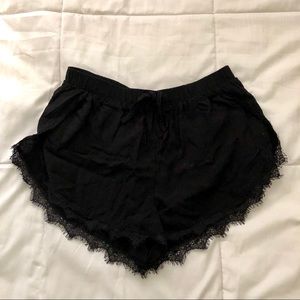 F21 lace flowy shorts